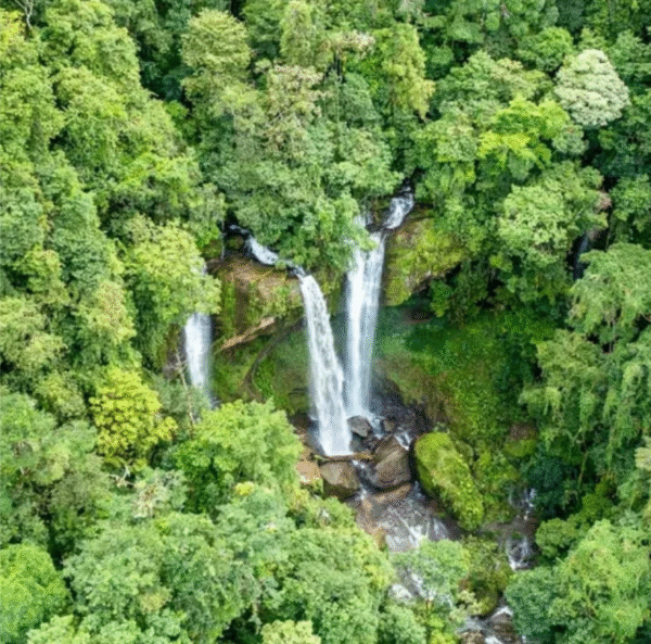 Diamante Waterfall