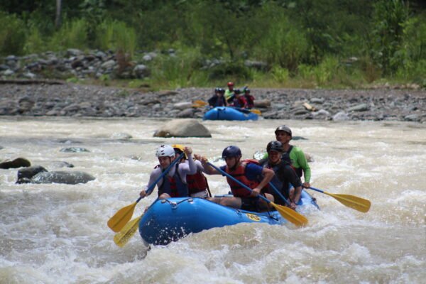 Rafting Experience at the Savegre River III & IV