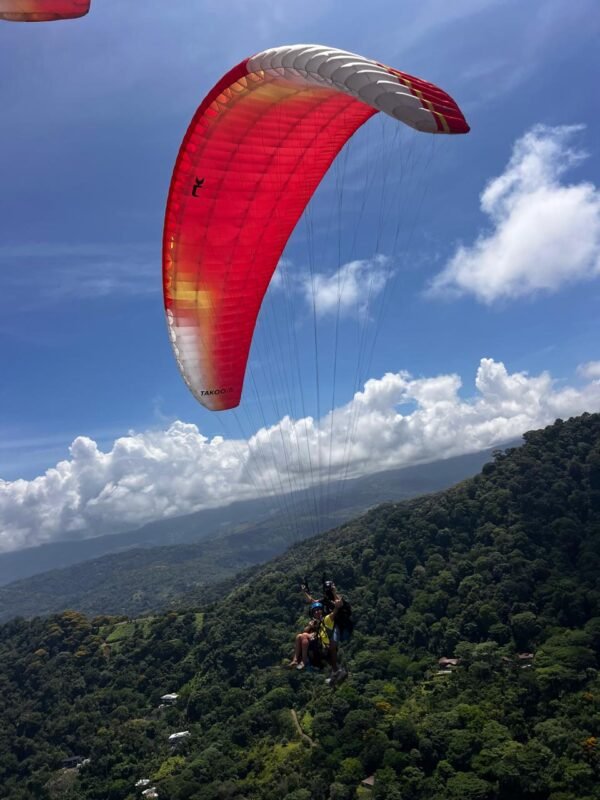 PARAGLIDING TANDEM EXPERIENCE